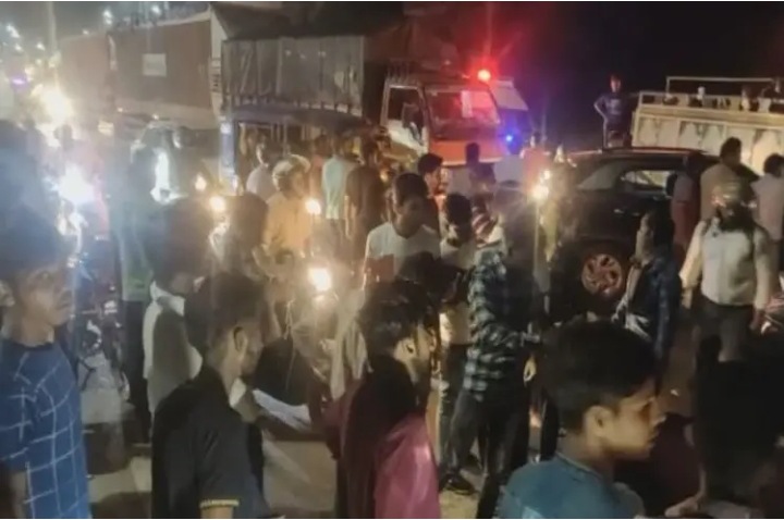 बड़ी खबर : हरिद्वार में तेज रफ्तार ट्रक ने एक युवक को रौंदा, मौके पर दर्दनाक मौत